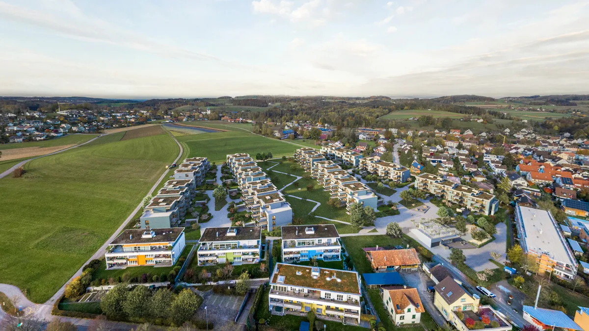 Vier fertige Gebäudekomplexe im Hagenquartier in Illnau.